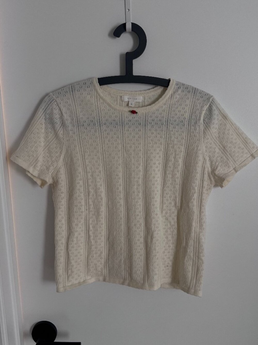 all:row Monique Pointelle Tee Cream Rose Applique Size L
